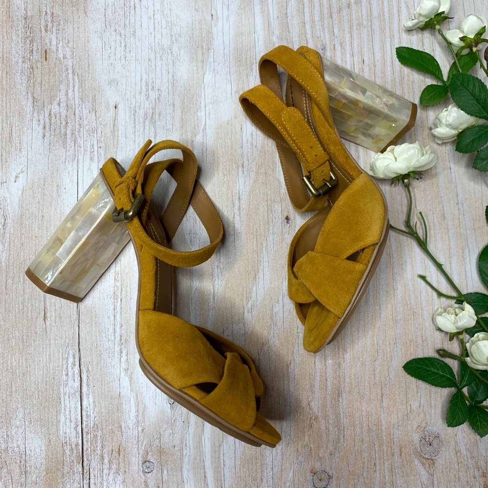 HP✨ SEE BY CHLOÉ Ankle strap mother of Pearl heel - Picture 4 of 7